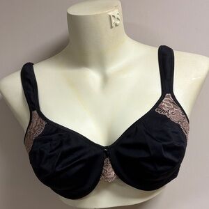 Wonder Bra  Black Lace Bra Underwire 42C